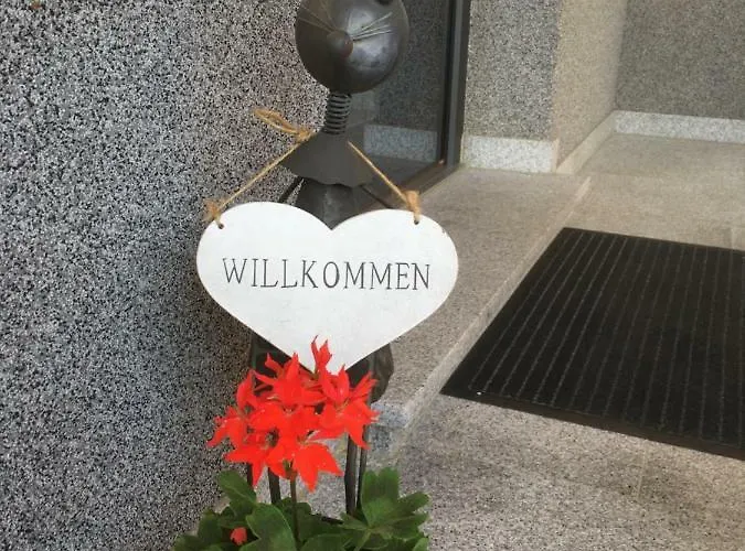 Walder アパート マイヤーホーフェン